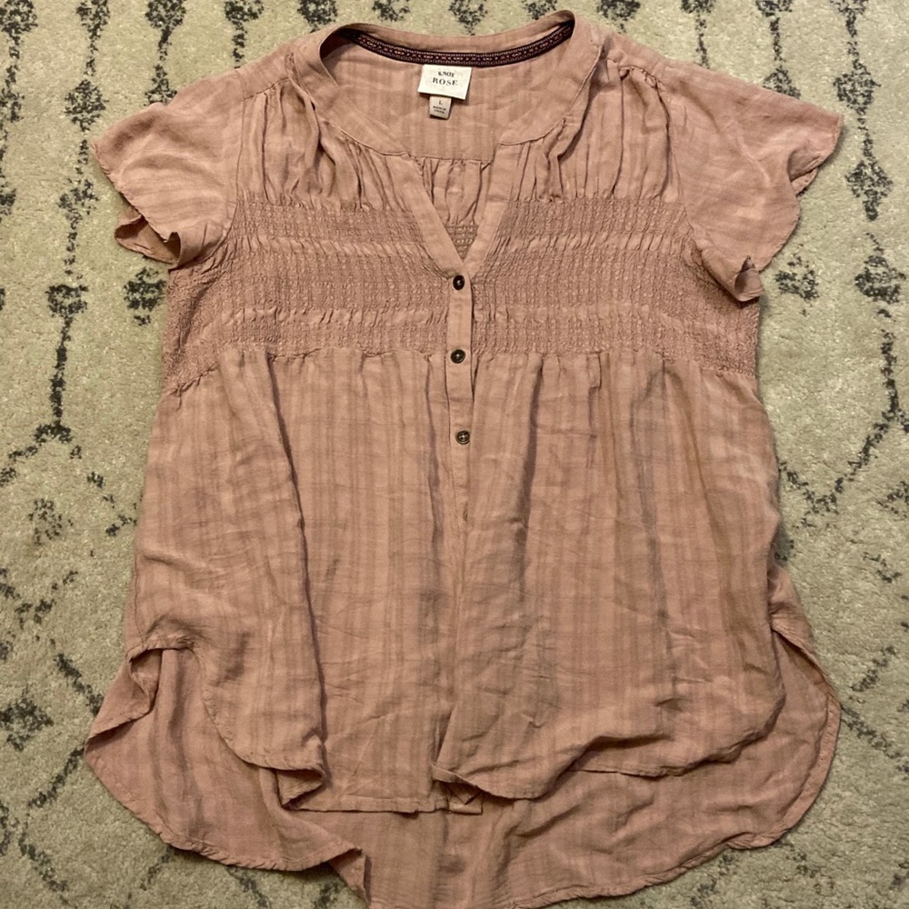 Pink short sleeve top with buttons